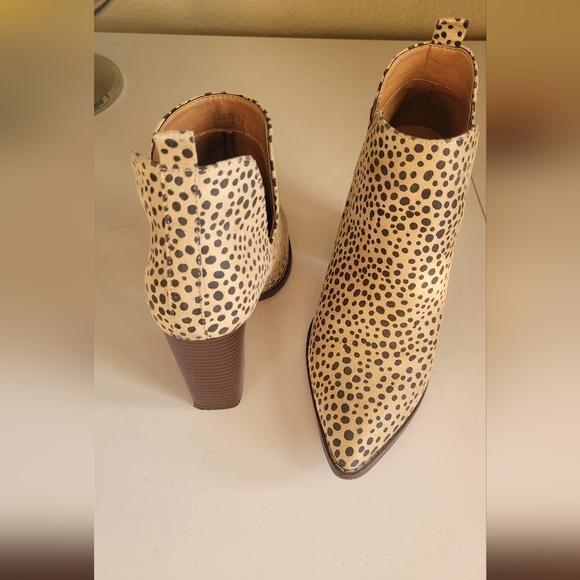 Ankle boot size 7 - Picture 2 of 4